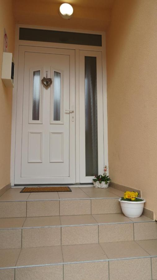 Mura Regnum Panzio Bed & Breakfast Tormafolde Exterior photo